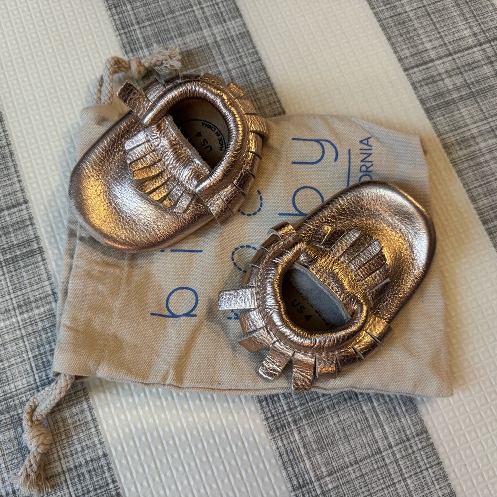 Like New Bird Rock Baby Leather Moccasins, Size 4